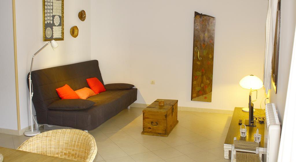 Apartamentos Puenteviejo Arenas de San Pedro Room photo